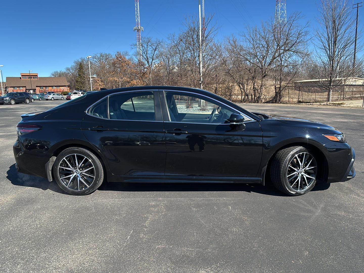 2024 Toyota Camry SE