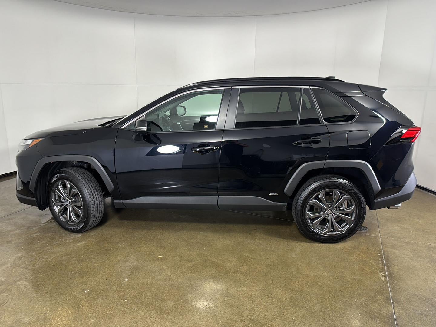 2024 Toyota RAV4 Hybrid XLE Premium
