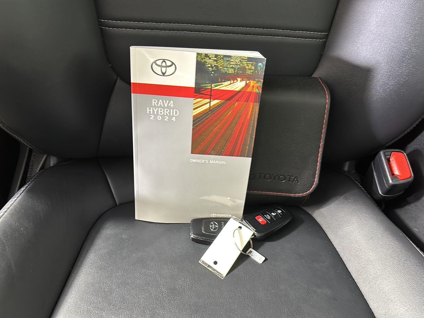 2024 Toyota RAV4 Hybrid XLE Premium
