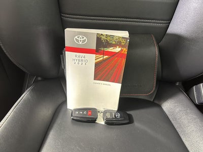 2023 Toyota RAV4 Hybrid XLE Premium