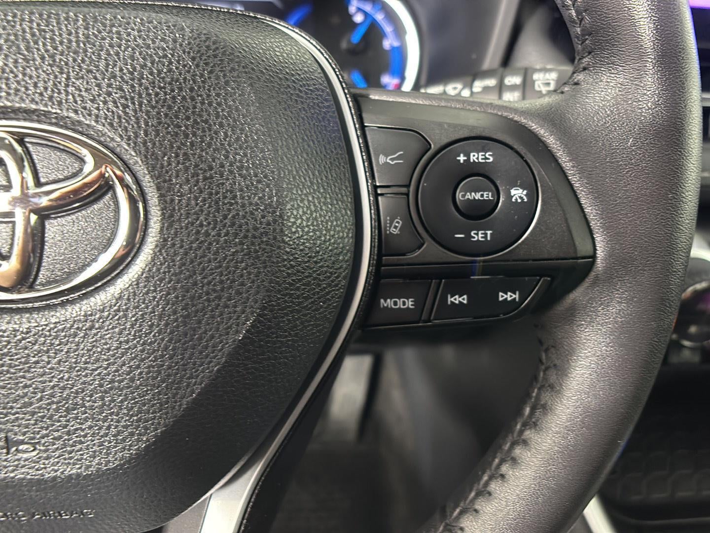 2023 Toyota RAV4 Hybrid XLE Premium