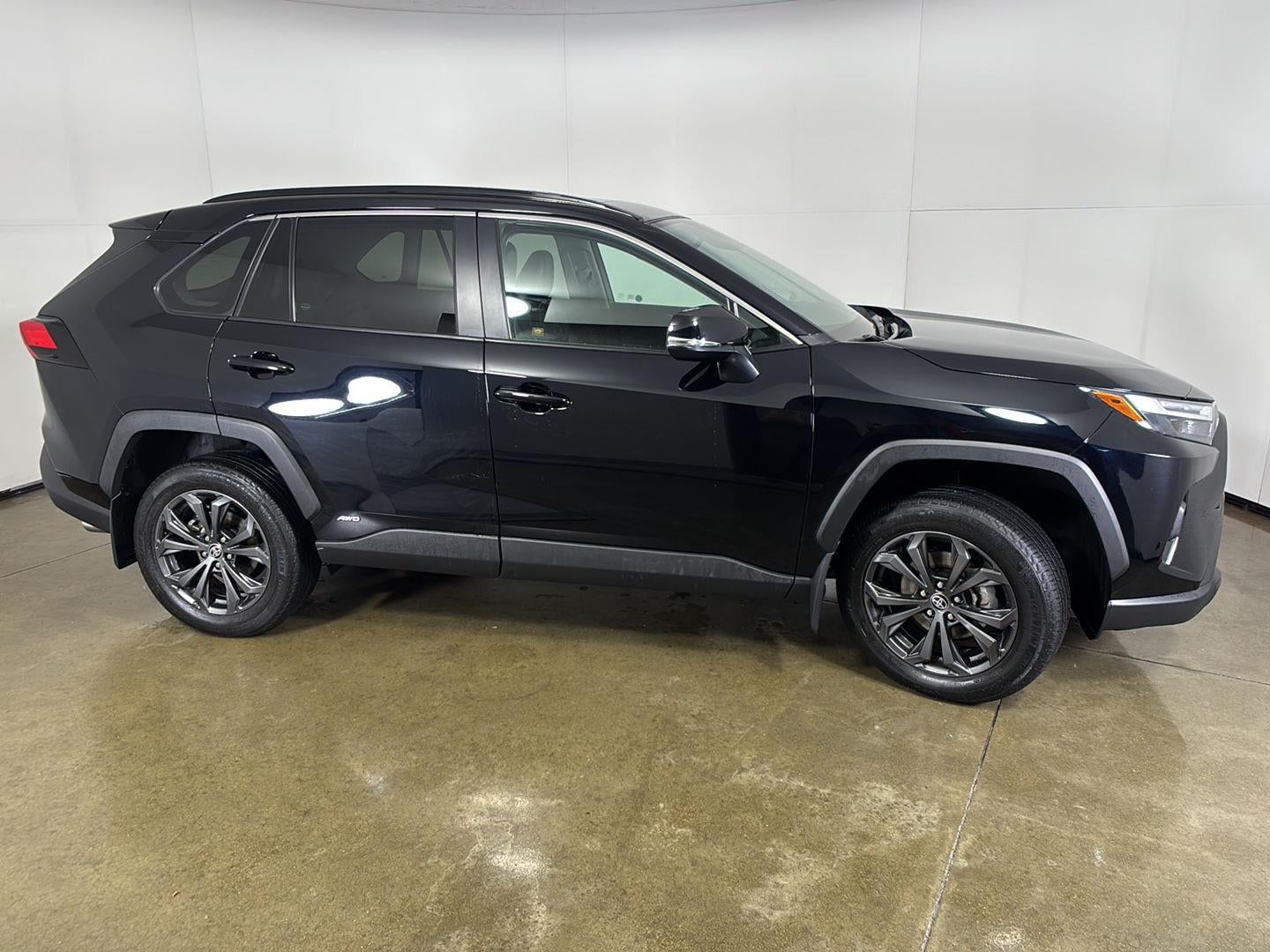 2023 Toyota RAV4 Hybrid XLE Premium