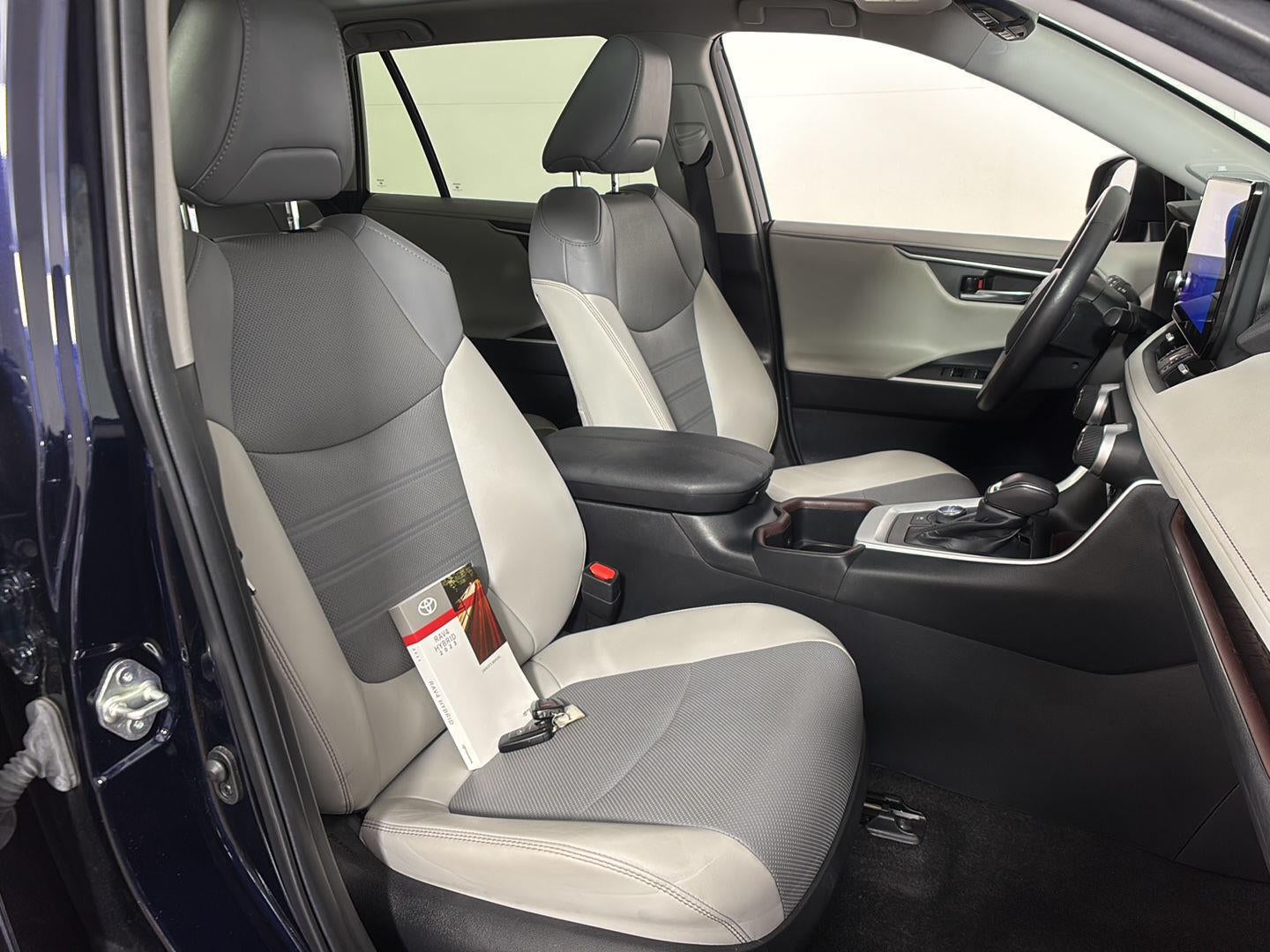 2023 Toyota RAV4 Hybrid Limited