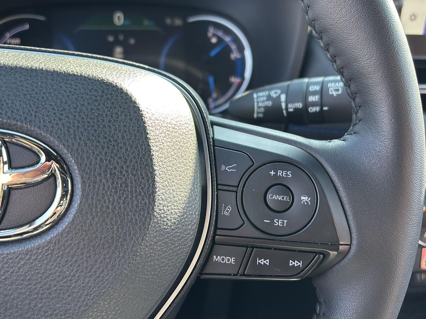 2025 Toyota RAV4 Hybrid XSE