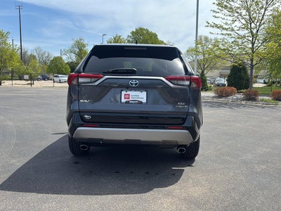 2022 Toyota RAV4 Hybrid XSE