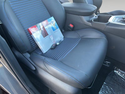 2025 Toyota RAV4 Hybrid XSE