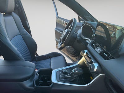 2025 Toyota RAV4 Hybrid XSE