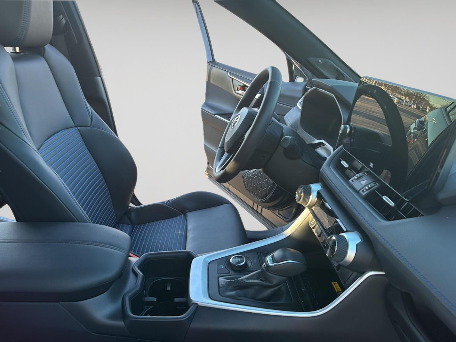 2025 Toyota RAV4 Hybrid XSE