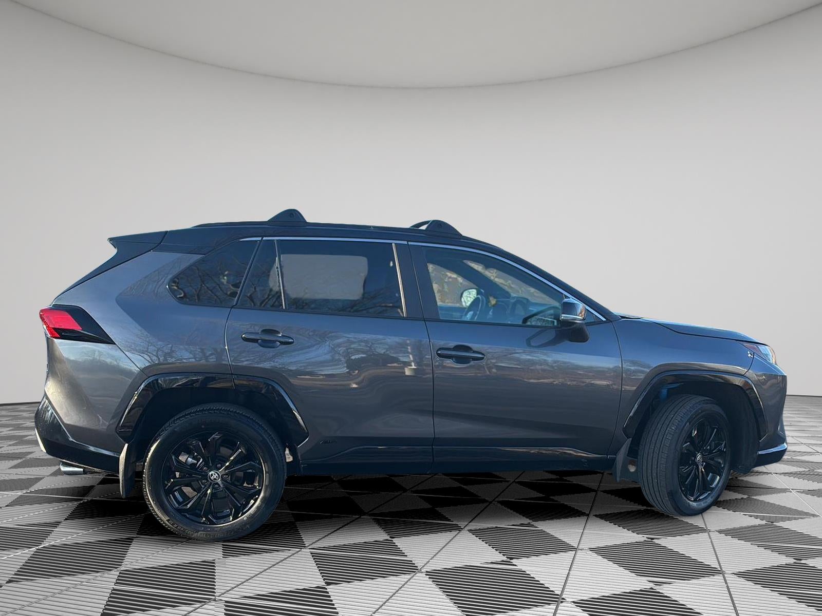 2025 Toyota RAV4 Hybrid XSE