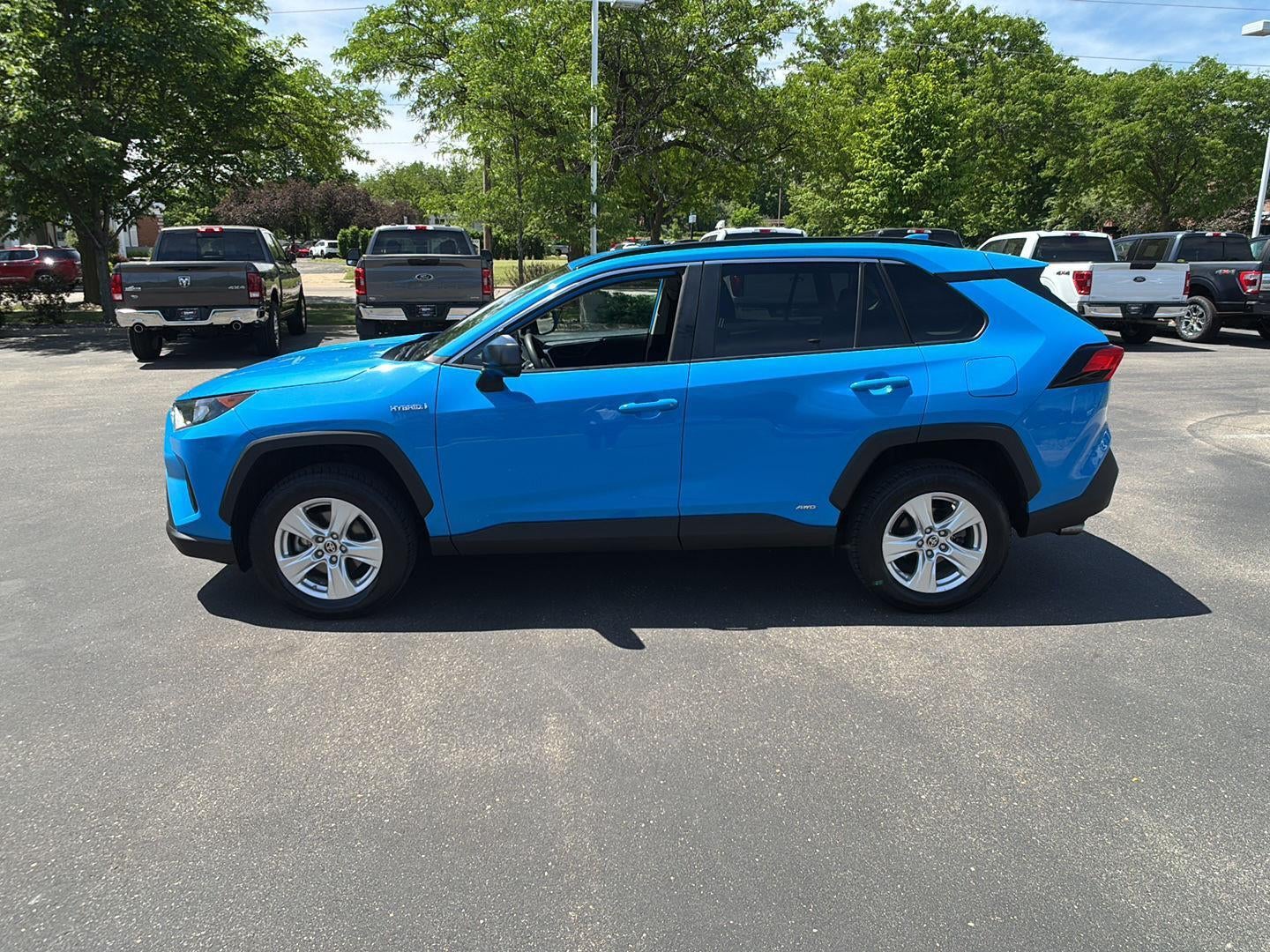 2021 Toyota RAV4 LE