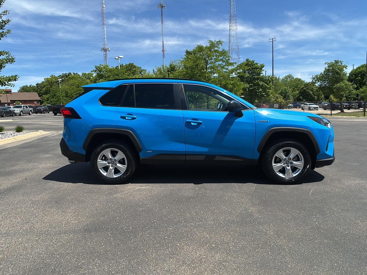 2021 Toyota RAV4 LE