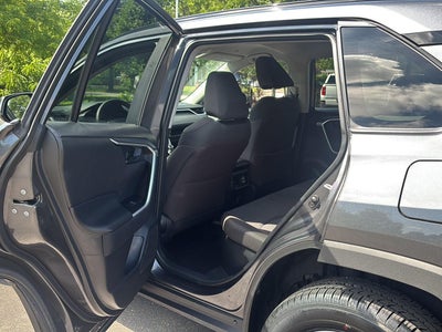 2025 Toyota RAV4 Hybrid LE