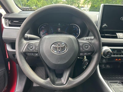 2025 Toyota RAV4 HYBRID LE