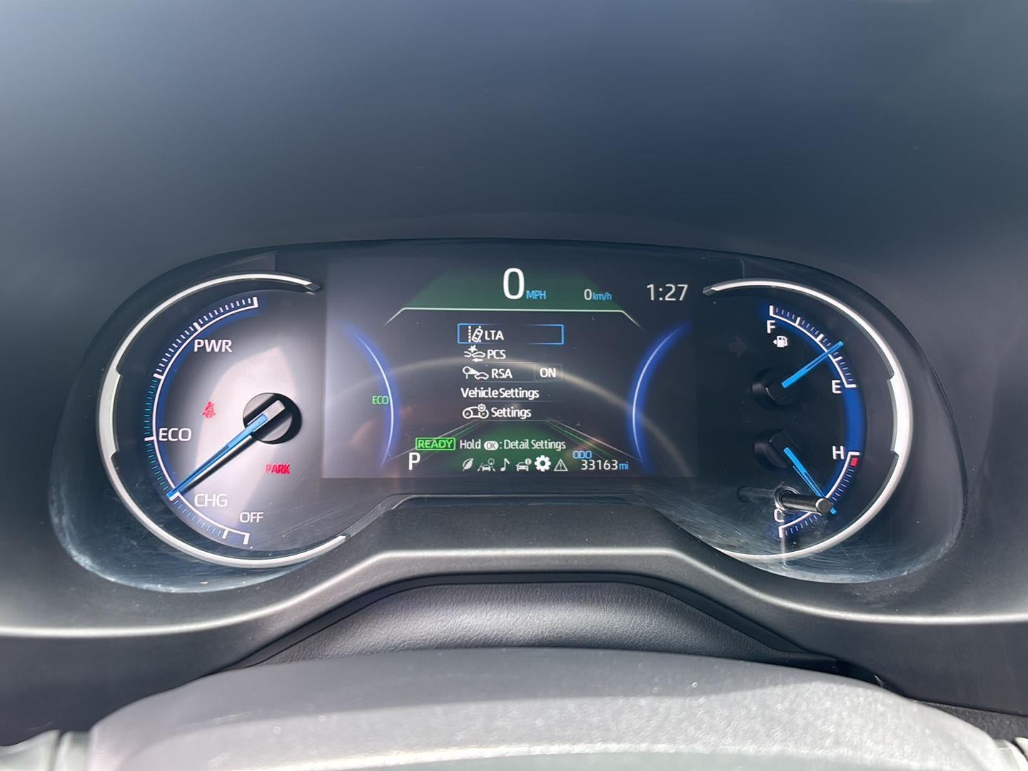 2025 Toyota RAV4 HYBRID LE