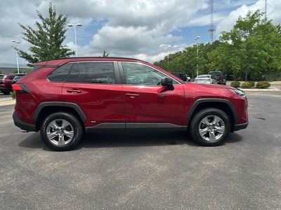 2025 Toyota RAV4 HYBRID LE