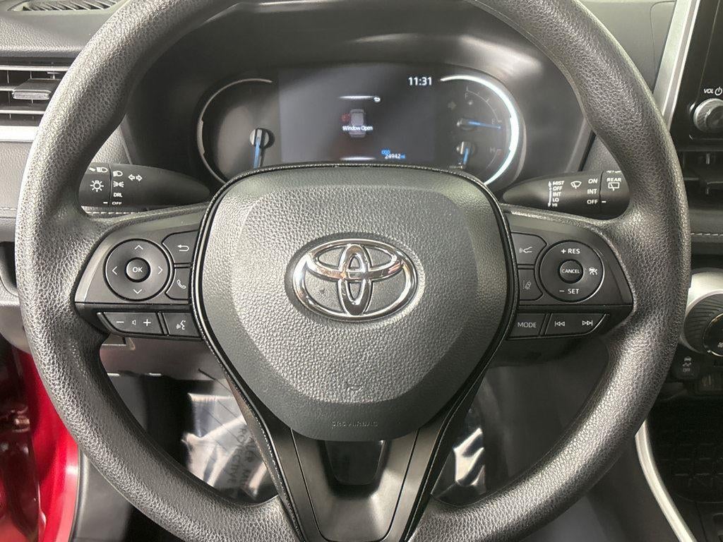 2025 Toyota RAV4 HYBRID LE