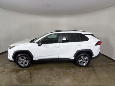 2025 Toyota RAV4 HYBRID LE