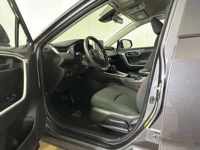 2025 Toyota Rav4 Hybrid LE