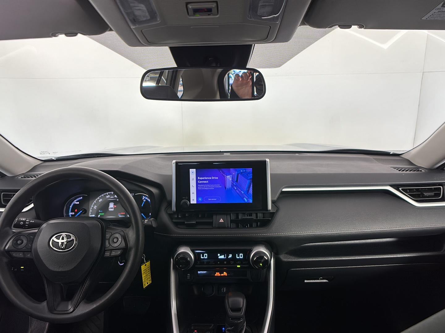 2025 Toyota Rav4 Hybrid LE