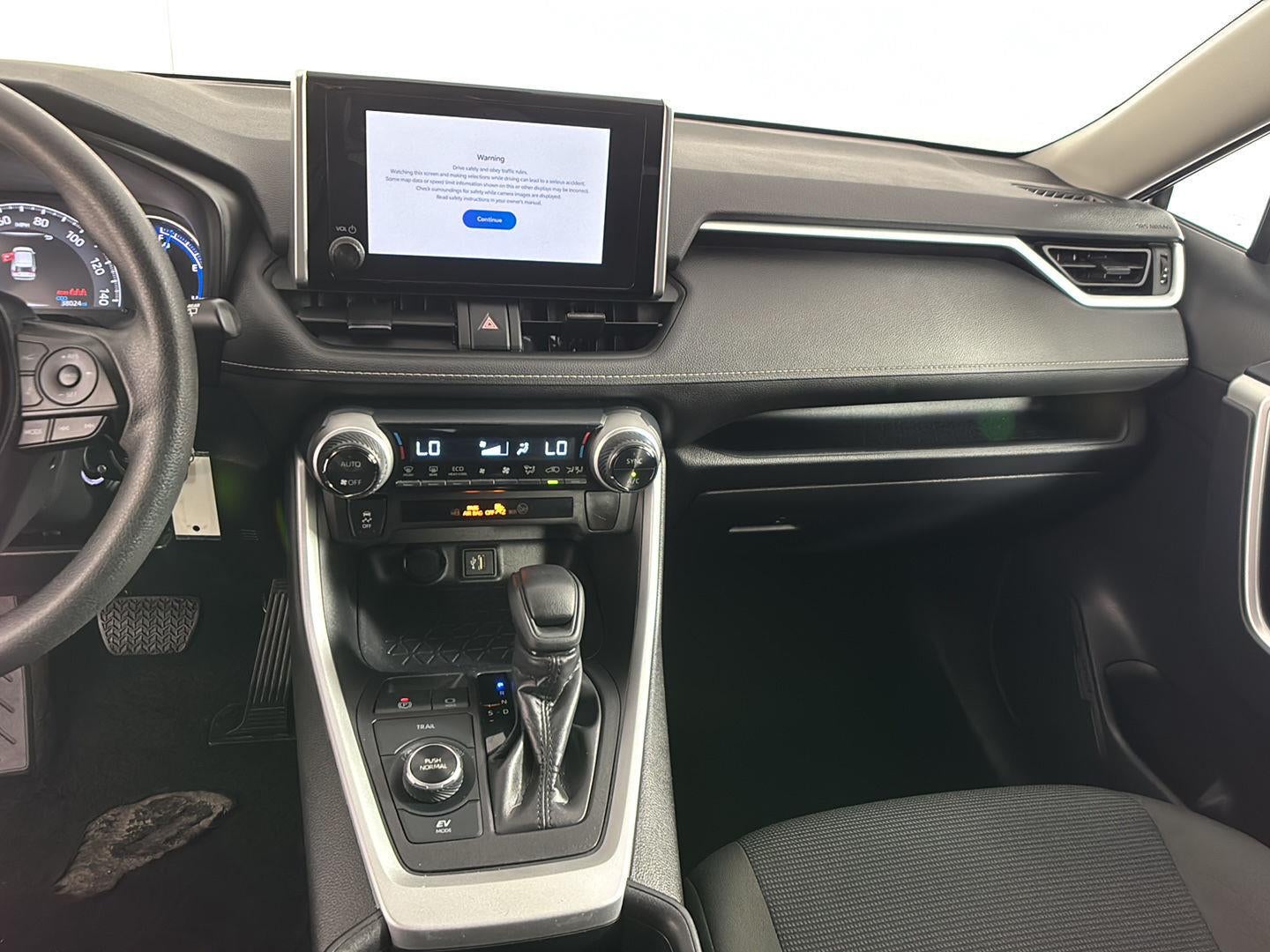 2025 Toyota Rav4 Hybrid LE