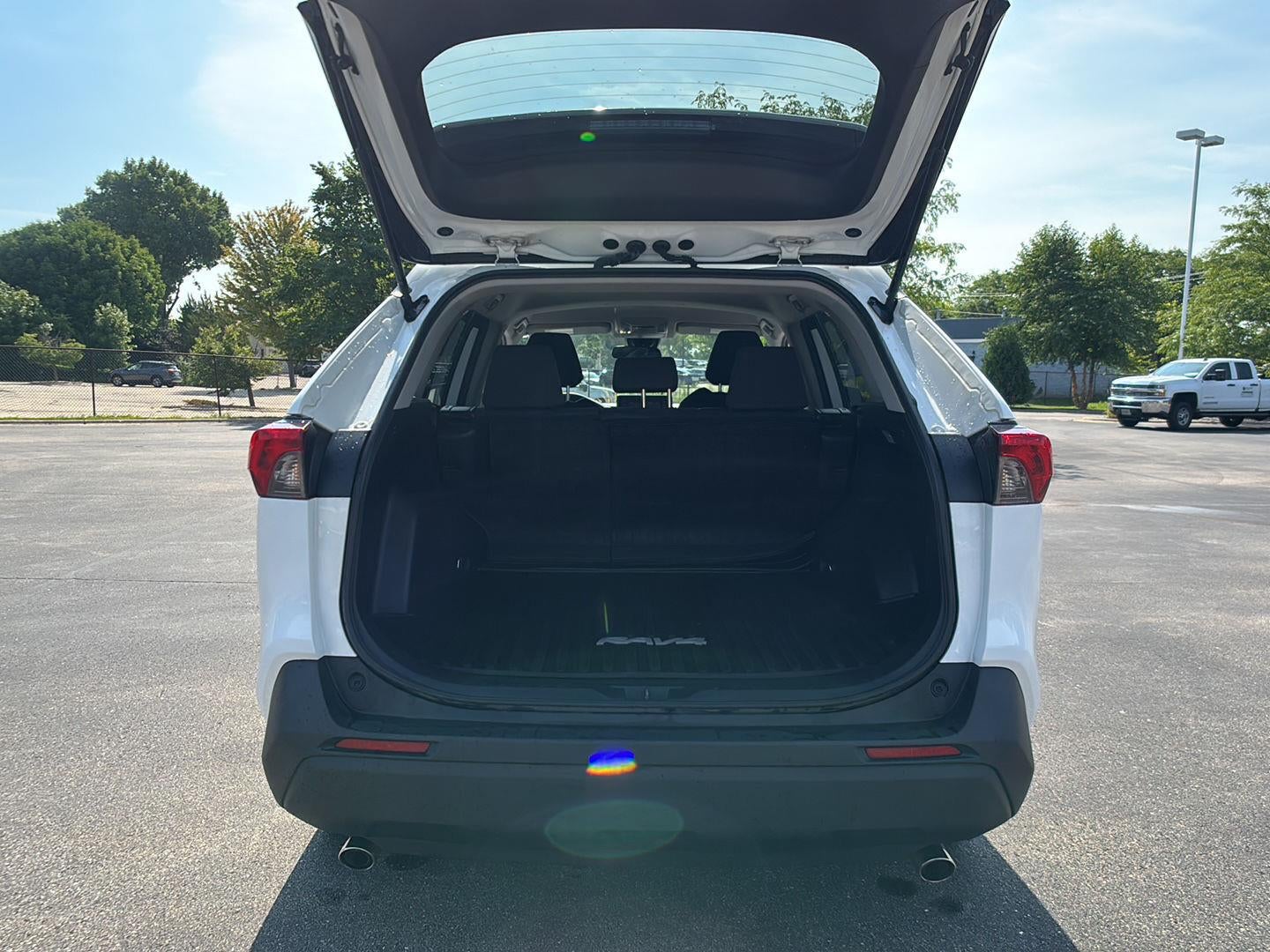 2021 Toyota Rav4 Hybrid LE AWD (Natl)