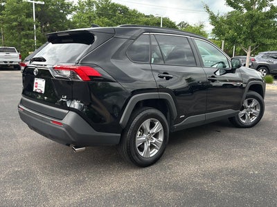 2025 Toyota RAV4 HYBRID LE