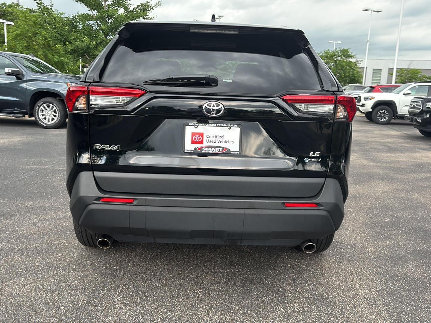 2025 Toyota RAV4 HYBRID LE