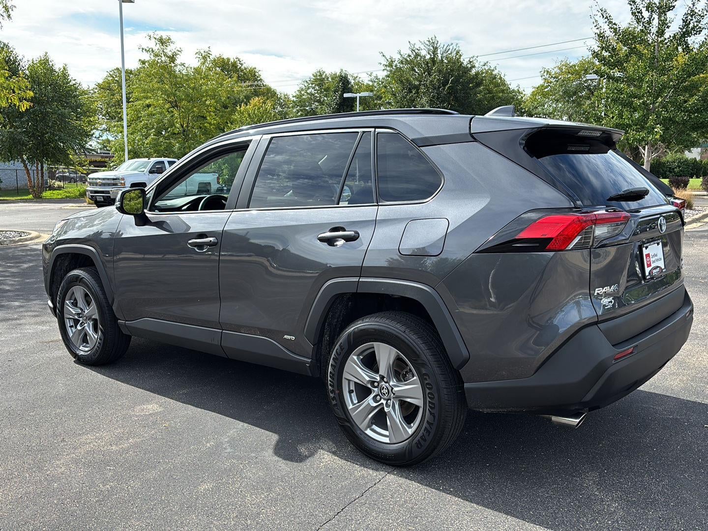 2023 Toyota Rav4 Hybrid XLE
