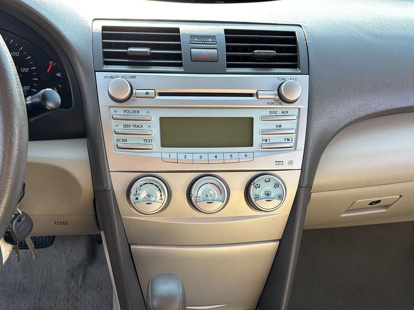 2009 Toyota Camry LE