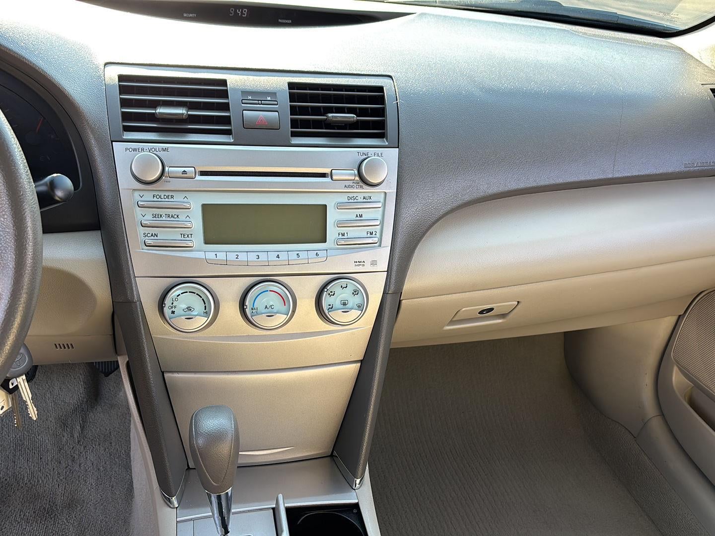 2009 Toyota Camry LE