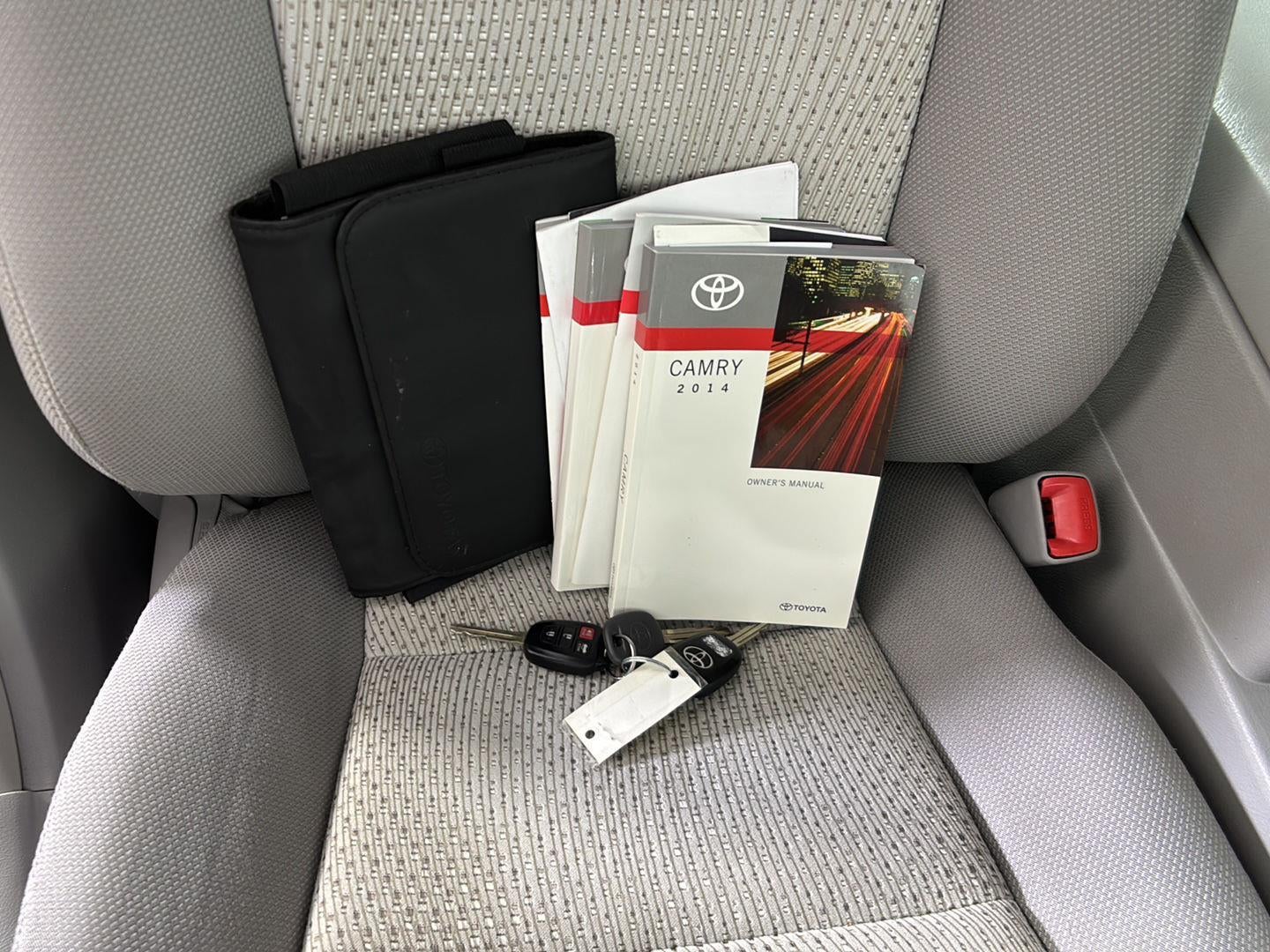 2014 Toyota Camry LE