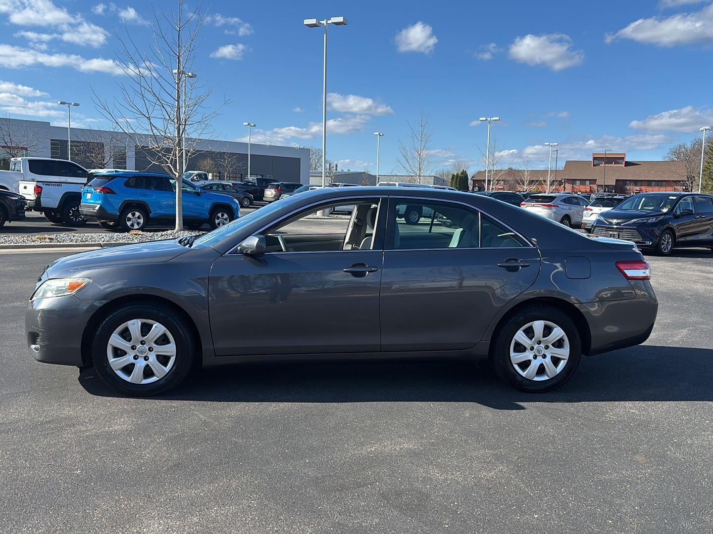 2011 Toyota Camry LE