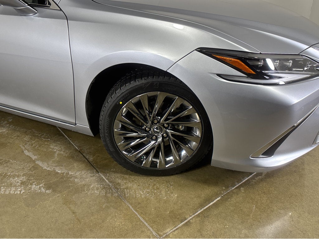 2024 Lexus ES ES 300h Luxury