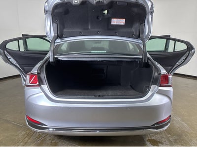 2024 Lexus ES ES 300h Luxury