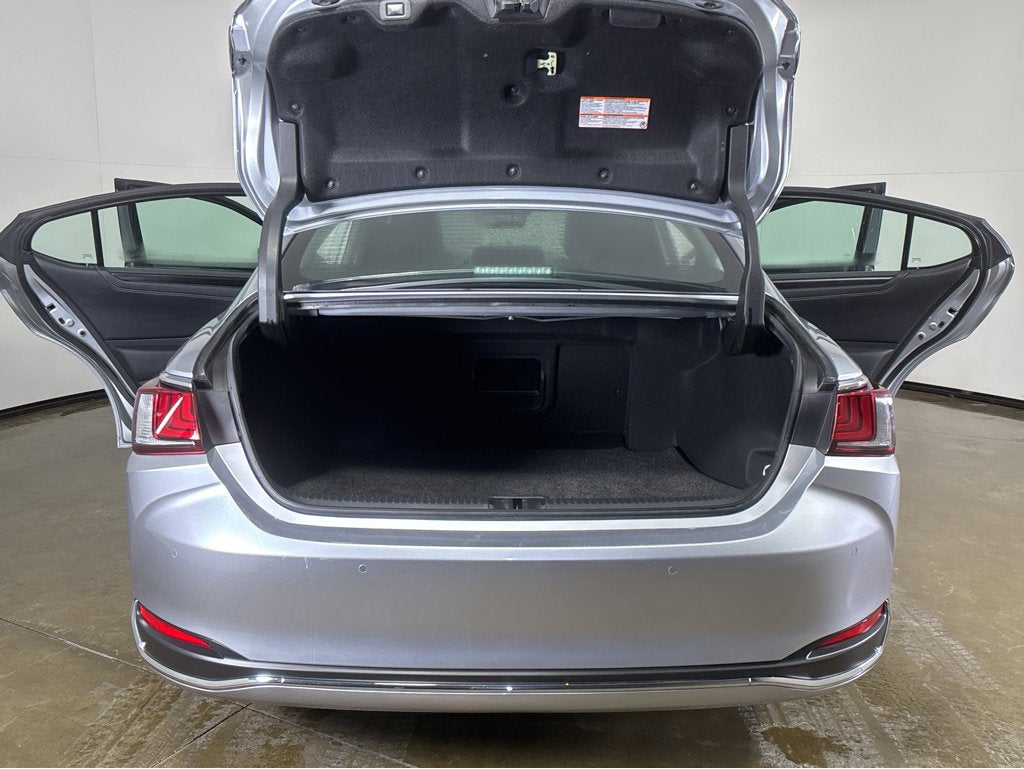 2024 Lexus ES ES 300h Luxury