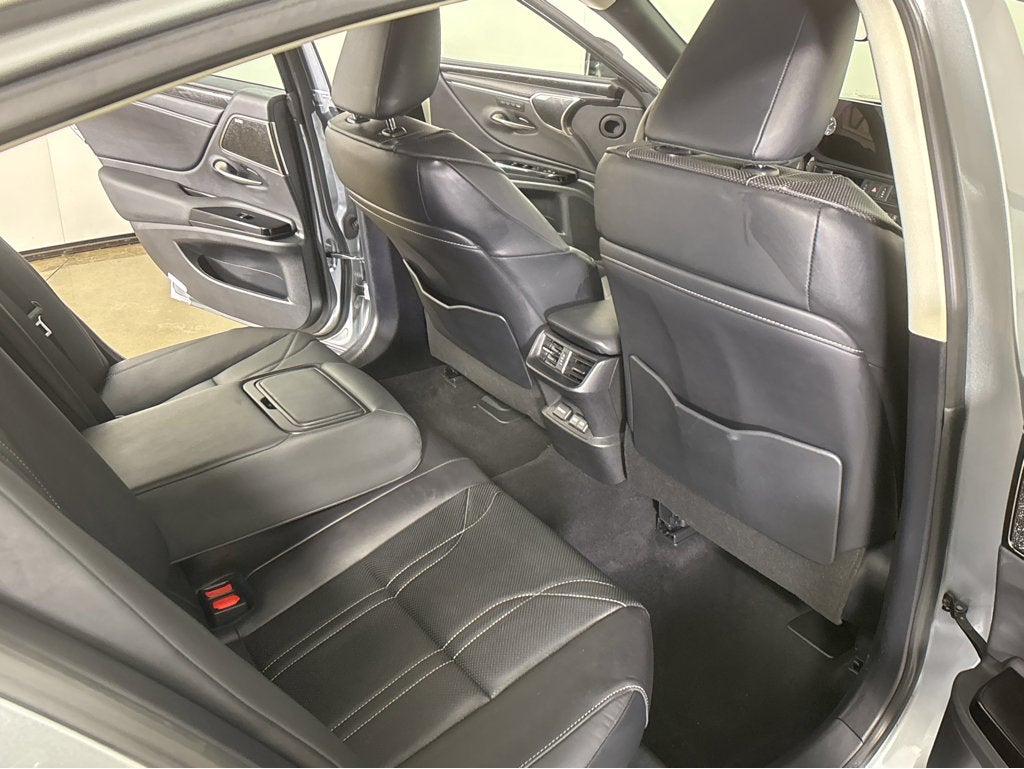 2024 Lexus ES ES 300h Luxury