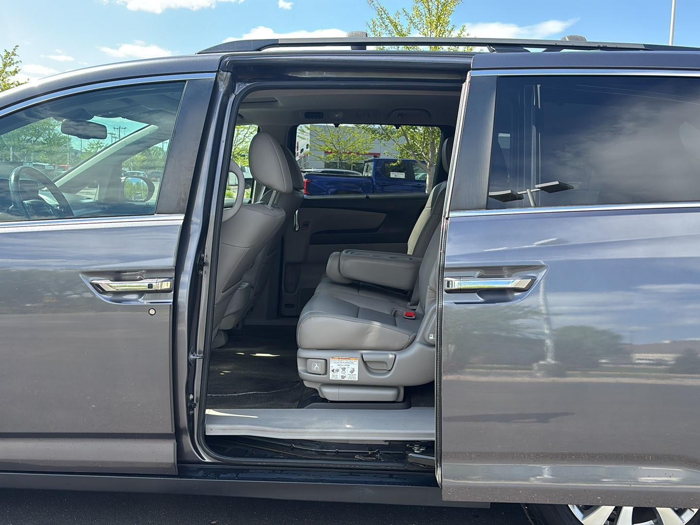 2016 Honda ODYSSEY Base