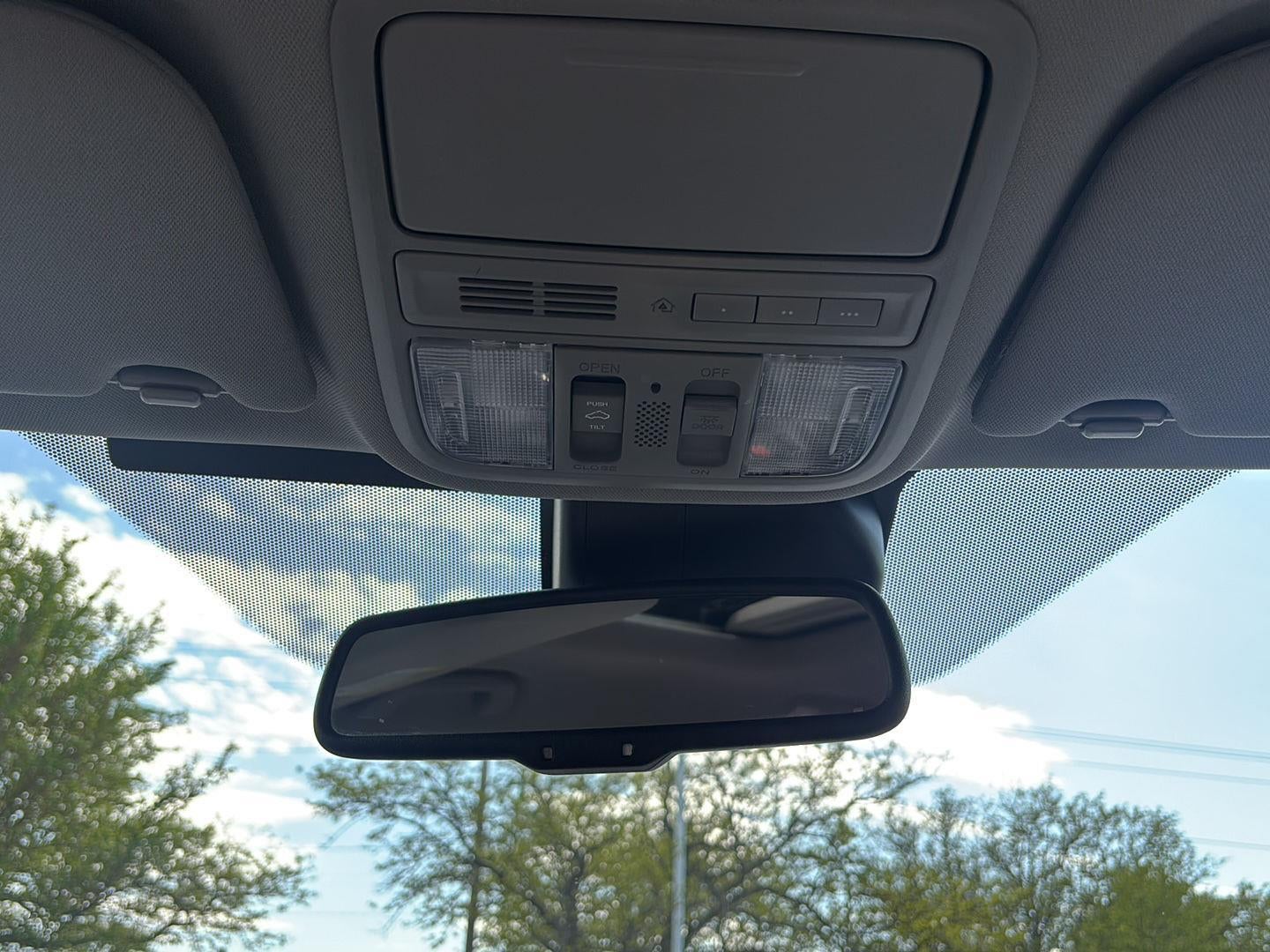 2016 Honda ODYSSEY Base