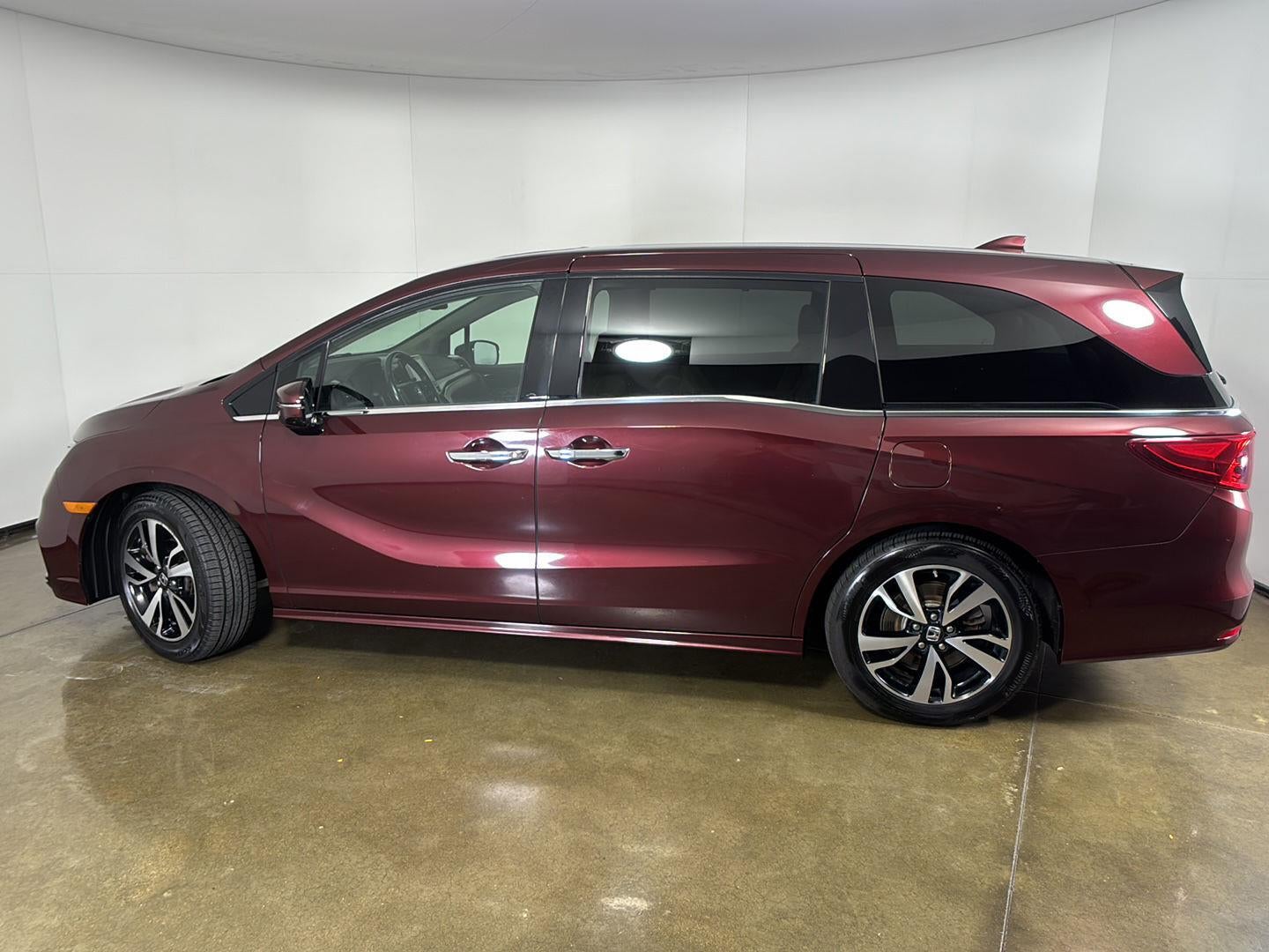 2019 Honda Odyssey Elite