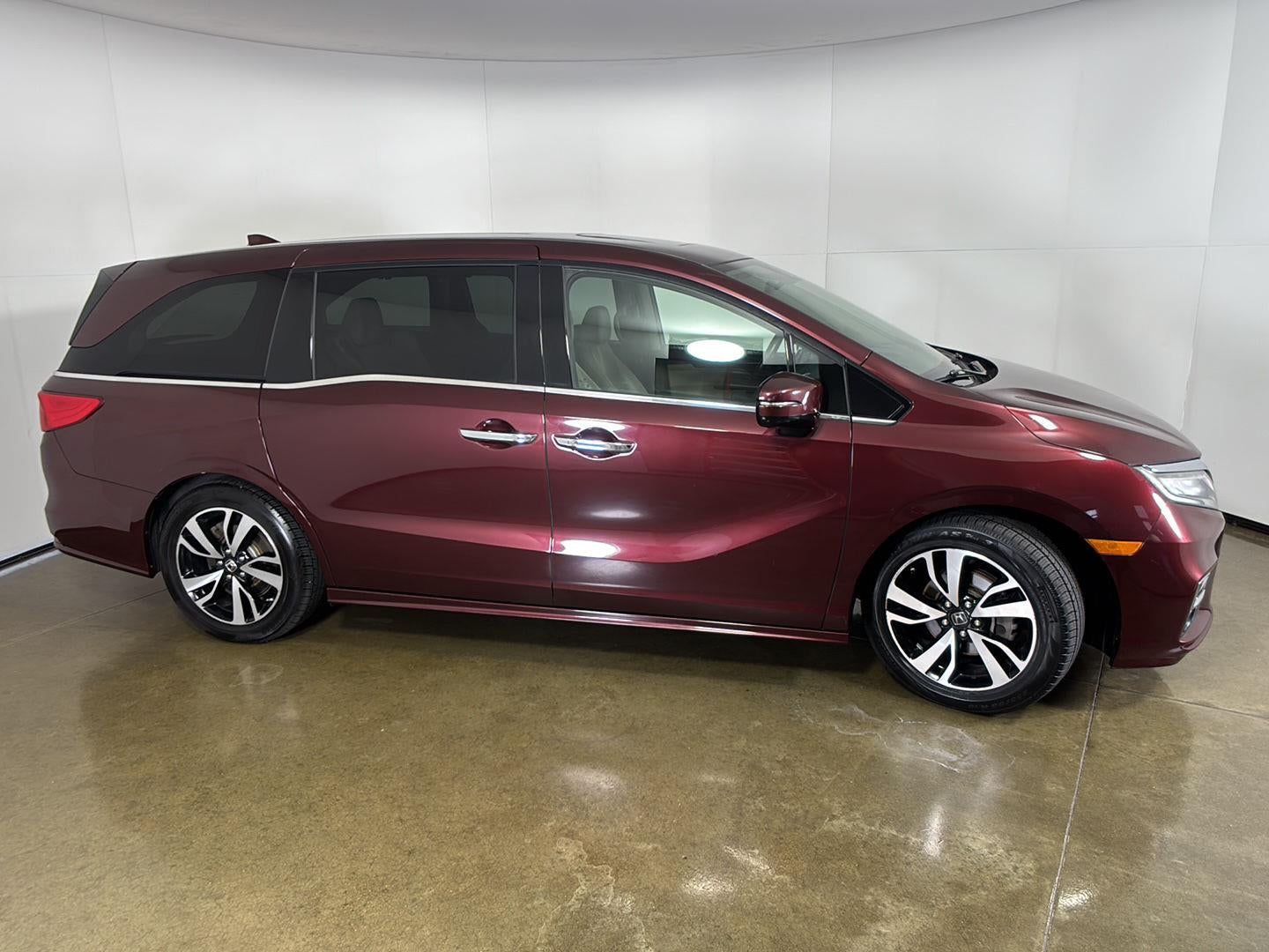 2019 Honda Odyssey Elite