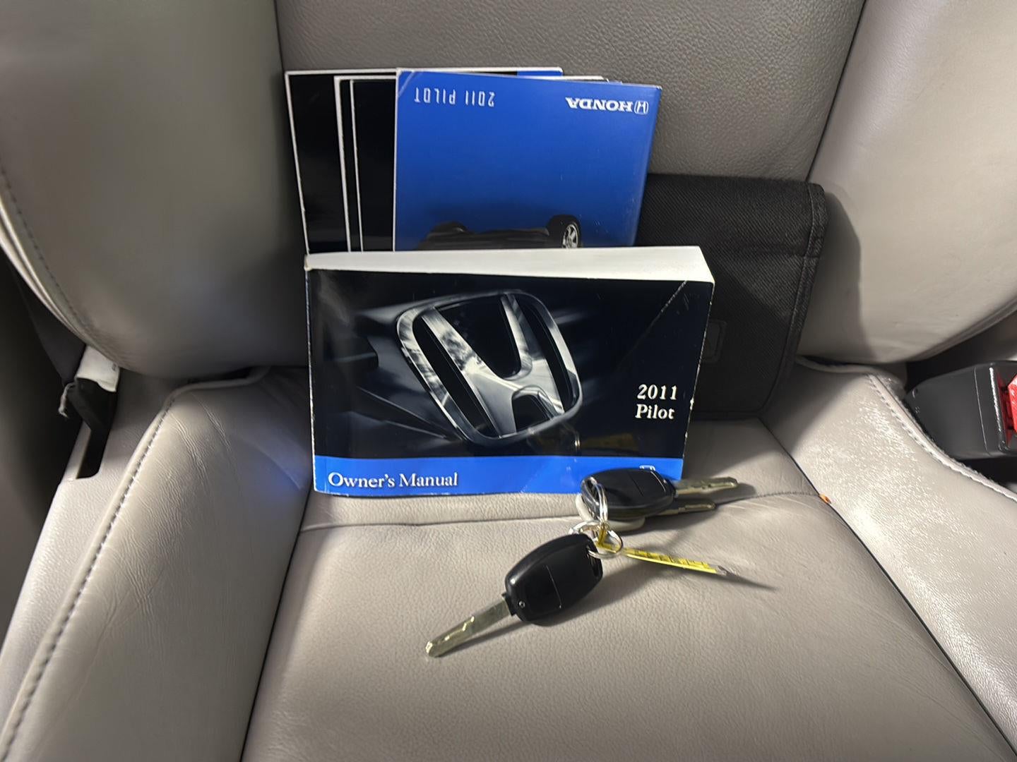2011 Honda PILOT EXL