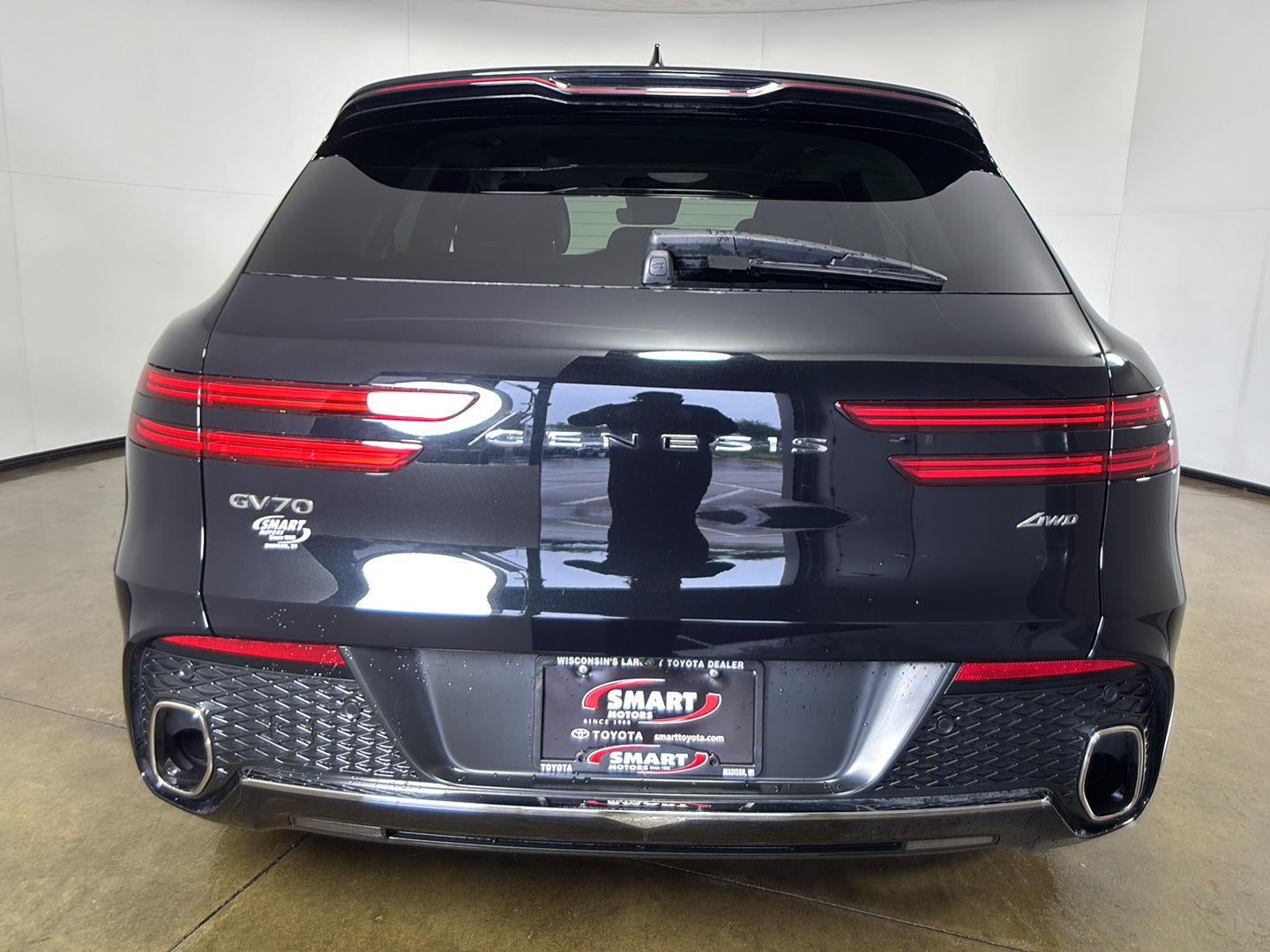 2024 Genesis Gv70 2.5T