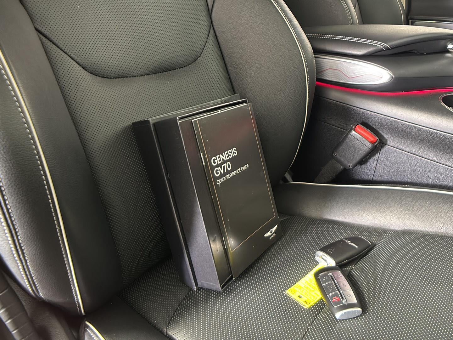 2024 Genesis Gv70 2.5T
