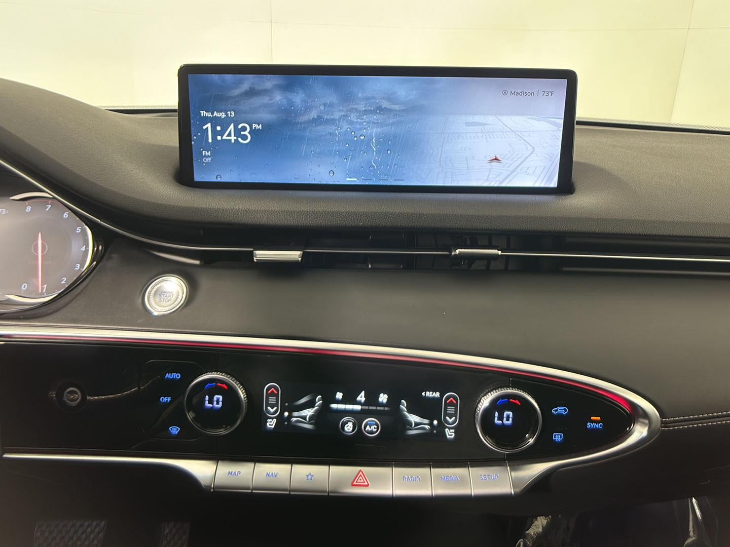 2024 Genesis Gv70 2.5T
