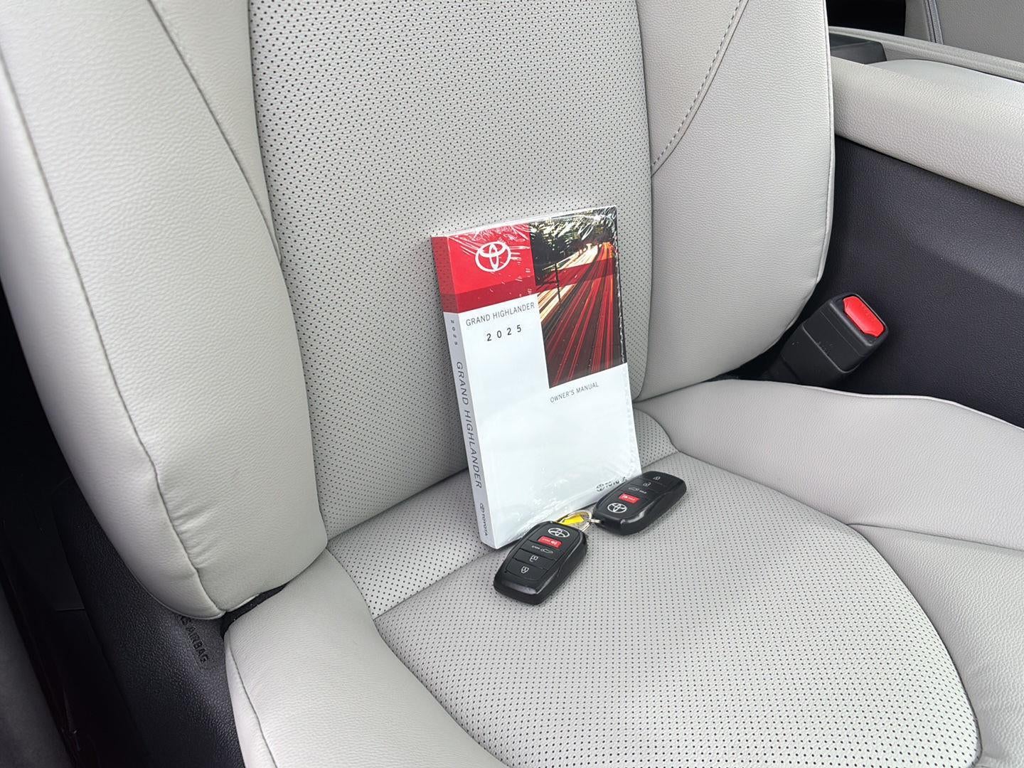 2025 Toyota Grand Highlander XLE