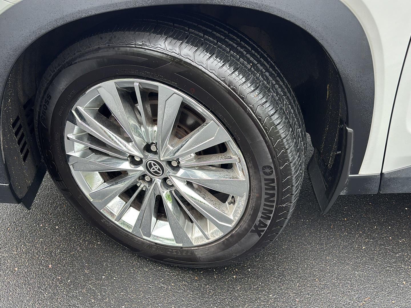 2024 Toyota Grand Highlander Platinum