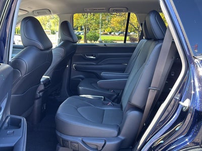 2026 Toyota Grand Highlander Hybrid XLE
