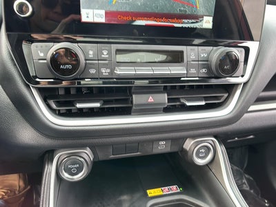 2025 Toyota Grand Highlander Hybrid XLE