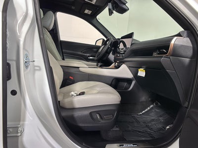 2025 Toyota Grand Highlander Hybrid MAX Platinum