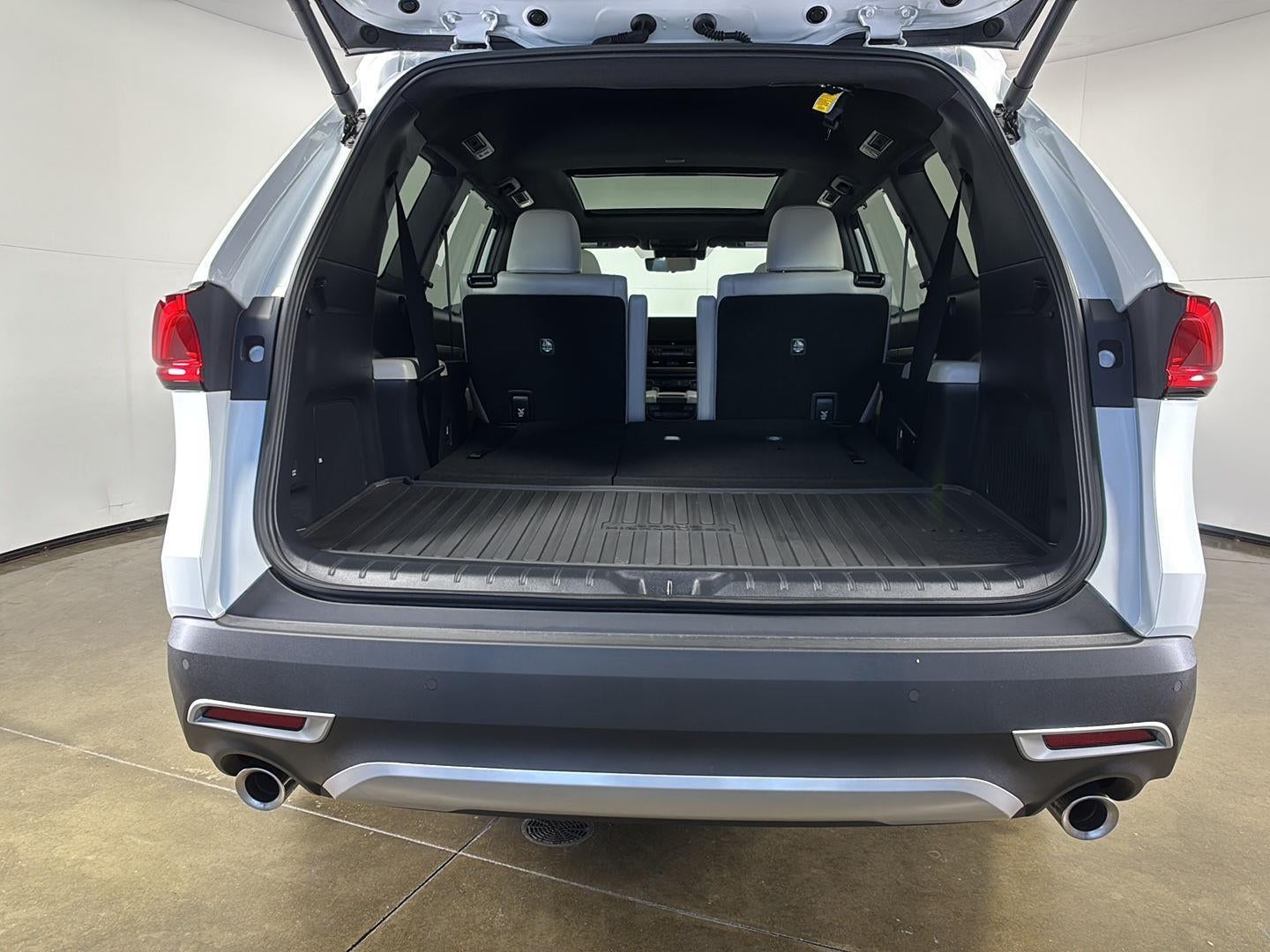 2025 Toyota Grand Highlander Hybrid MAX Platinum